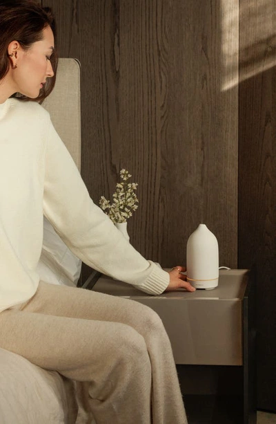 Vitruvi Stone Diffuser White/off-white 3.3 In. X 3.3 In. 7 In. In White