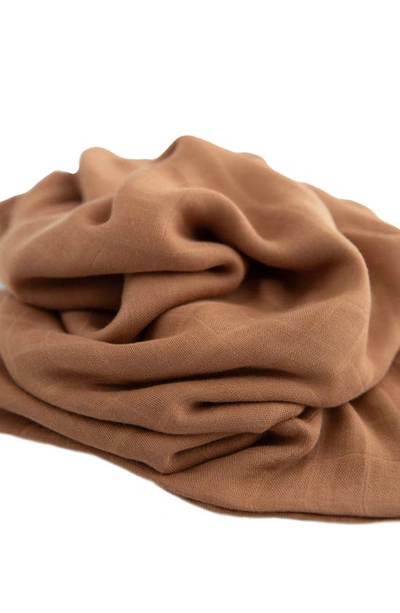 Little Unicorn 2-pack Muslin Swaddle Blanket In Caramel