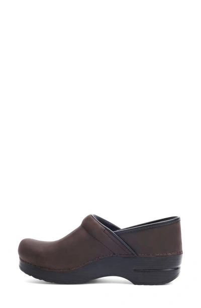 Dansko Women's Professional Clog - Medium Width In Antique Brown Oiled In Antq Brown