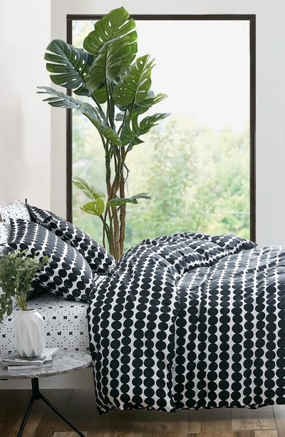 Shop Marimekko Rasymatto Comforter & Sham Set In Black