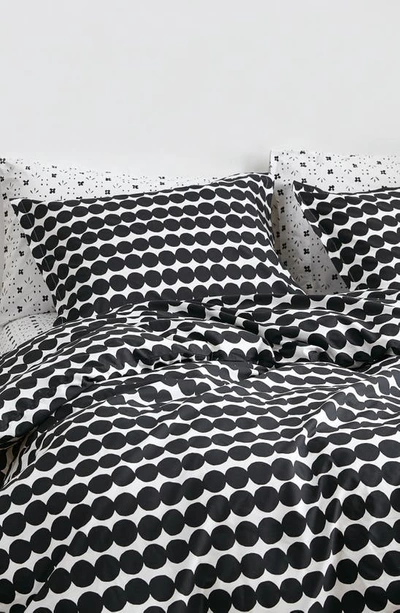 Shop Marimekko Rasymatto Comforter & Sham Set In Black