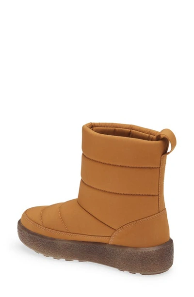 Shop Madewell The Toasty Water Resistant Puffer Boot In Toffee