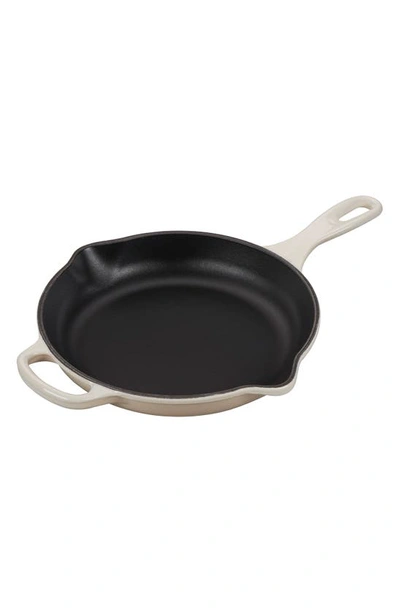 Le Creuset Signature Handle 9 Inch Enamel Cast Iron Skillet In Meringue