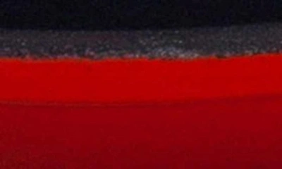 Le Creuset Signature Handle 9 Inch Enamel Cast Iron Skillet In Cherry