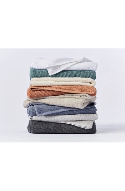 Shop Coyuchi Air Weight® Set Of 6 Organic Cotton Washcloths In Shadow