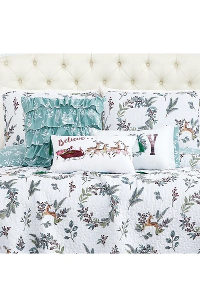 Southshore Fine Linens Happy Holidays Quilt Set In Happy Holidays
