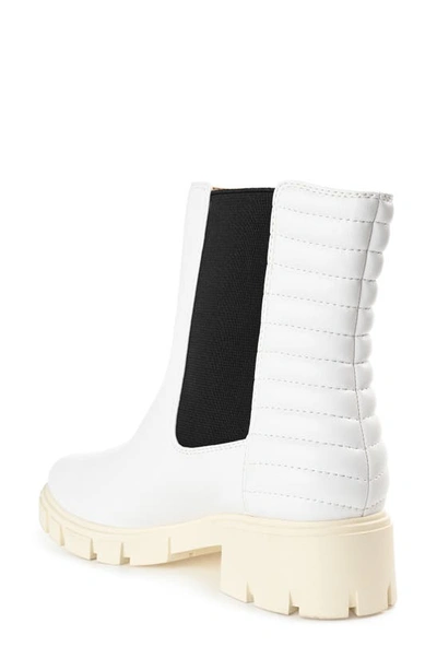 Journee Collection Tru Comfort Tatiana Lug Sole Chelsea Boot In White