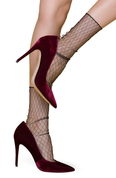 High Heel Jungle Crisscross Sheer Crew Socks In Black