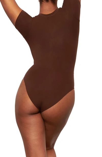 Shop Skims Fits Everybody T-shirt Bodysuit In Cocoa