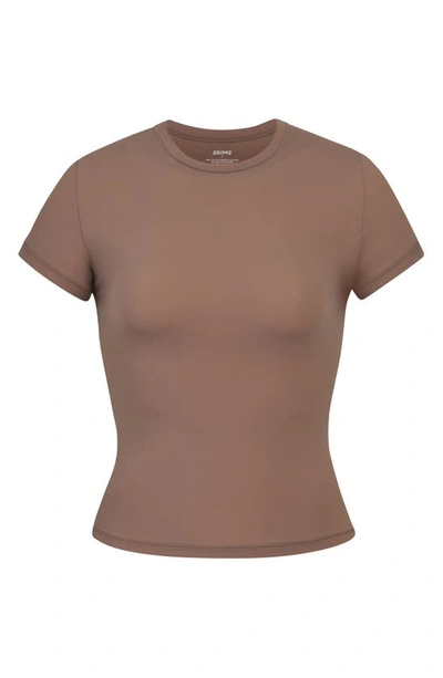 Shop Skims Fits Everybody T-shirt In Umber