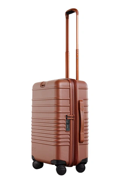 Beis 21-inch Rolling Spinner Suitcase In Maple