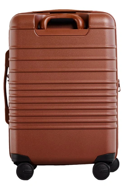Beis 21-inch Rolling Spinner Suitcase In Maple