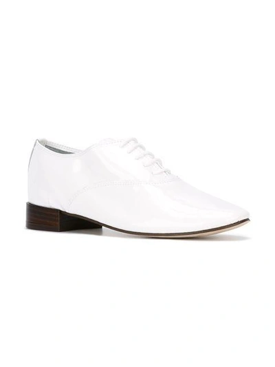 Shop Repetto Varnished Oxford Shoes In White
