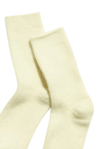 High Heel Jungle Cashmere Blend Crew Socks In Creme