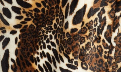 Natori Leopard Plush Robe In Cht Chestnut