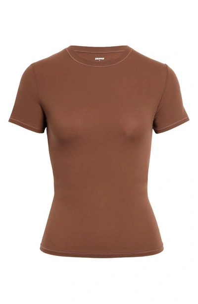 Shop Skims Fits Everybody T-shirt In Cocoa