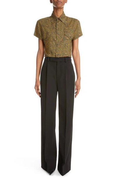 Saint Laurent Warped Leopard Print Short Sleeve Crop Snap-up Shirt In Black/ Camel