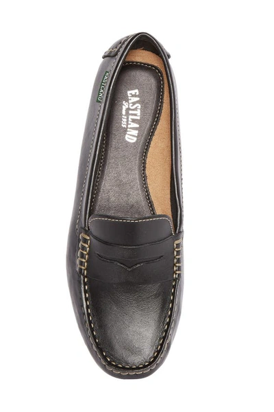 Eastland Patricia Leather Moc Loafer In Black