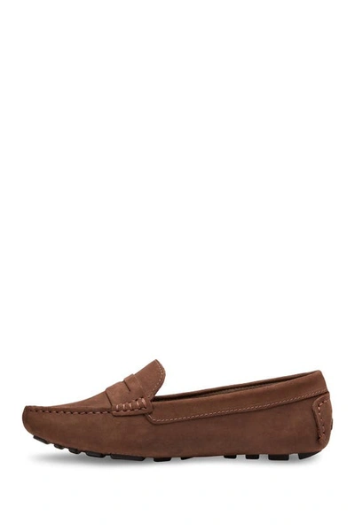 Eastland Patricia Leather Moc Loafer In Brown Nubu