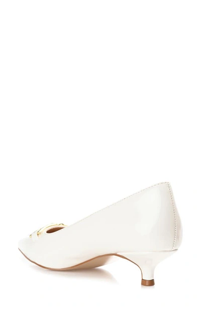 Journee Collection Rumi Metal Bit Kitten Heel Pump In White