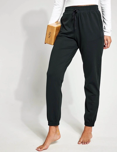Girlfriend Collective Black Reset Relaxed Fit Jogger In Black