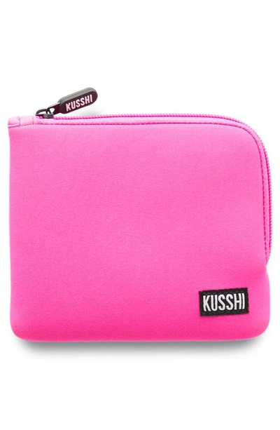 Kusshi On The Go Pouch Set In Pink