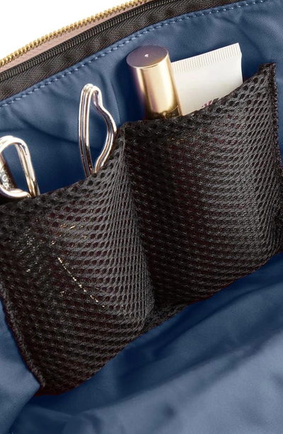 Kusshi Signature Leather Makeup Bag In Blush Pink