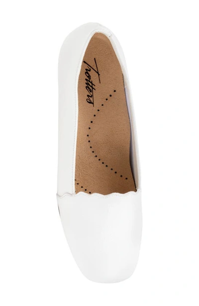 Trotters Sage Flat In White