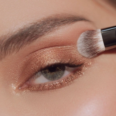 Roen Beauty All Over Eyeshadow Brush