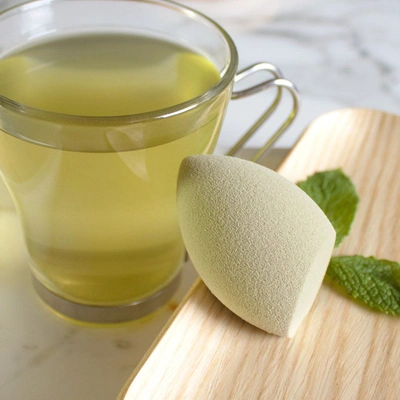 Jenny Patinkin Pure Luxury Au Naturel Green Tea Makeup Sponge