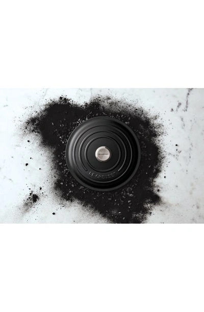 Le Creuset 3 1/2-quart Signature Round Enamel Cast Iron French/dutch Oven In Licorice