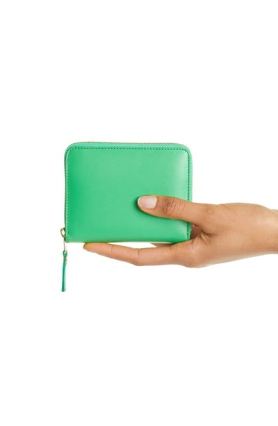 Shop Comme Des Garçons Classic Leather Zip Accordion Wallet In Green