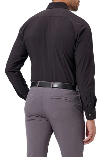 Shop Mizzen + Main Leeward Trim Fit Solid Performance Button-up Shirt In Black Solid