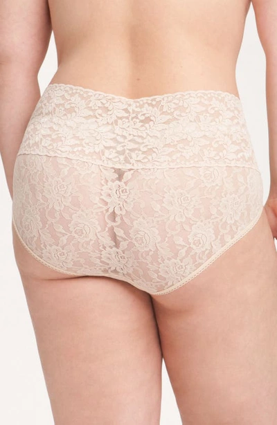 Hanky Panky Signature Lace Retro Thong In Chai