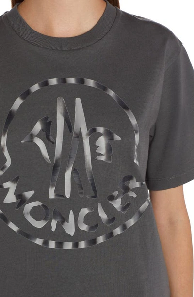 Moncler Cockerel Logo Cotton Graphic Tee In Charcoal