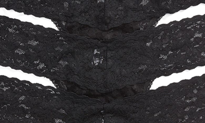 Hanky Panky 3 Pack Signature Lace Low Rise Thong In Black