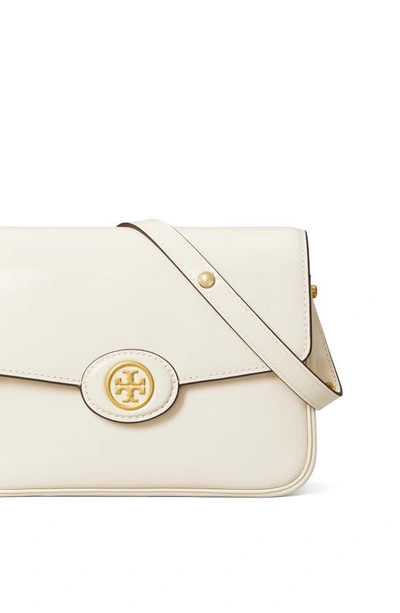 Shop Tory Burch Robinson Spazzolato Leather Shoulder Bag In Shea Butter