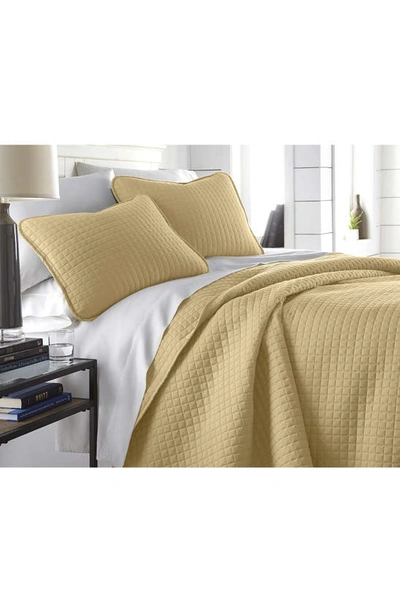 Southshore Fine Linens Vilano Springs Oversized Quilt Set In Gold