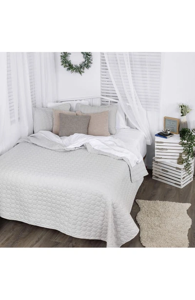 Southshore Fine Linens Ultra-soft Oversized Quilt Set In Steel Gray