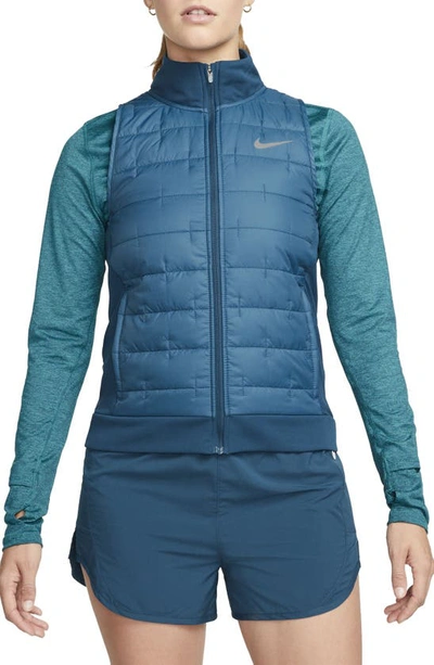 Shop Nike Therma-fit Quilted Running Jacket In Valerian Blue