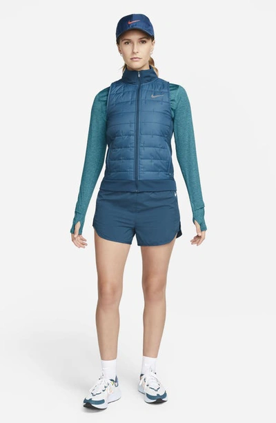 Shop Nike Therma-fit Quilted Running Jacket In Valerian Blue