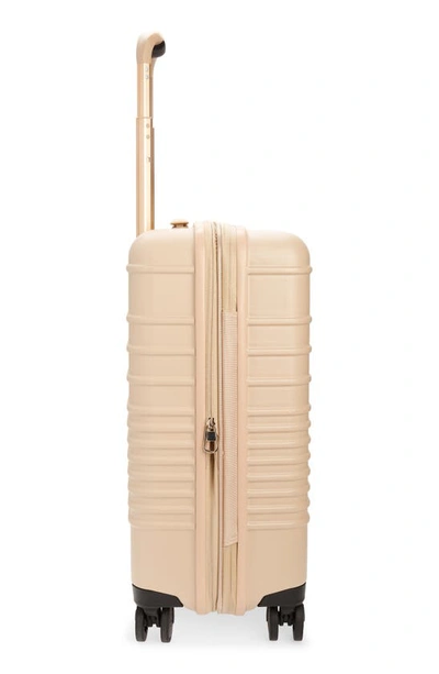 Beis 26 Luggage In Beige