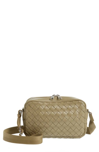 Shop Bottega Veneta Classic Intrecciato Leather Camera Bag In Taupe-silver