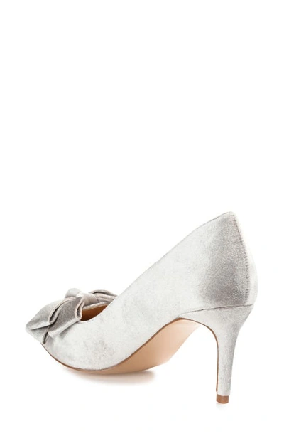 Journee Collection Crystol Pump In Grey