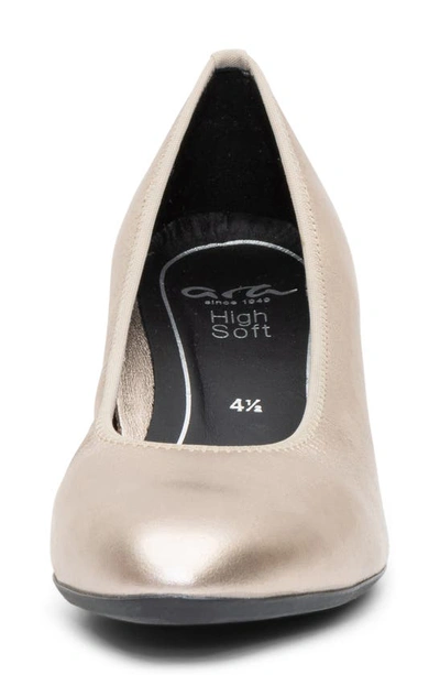Ara Kendall Pump In Platinum