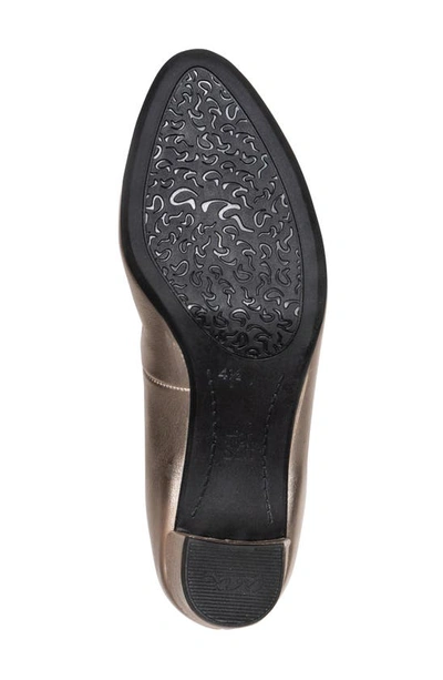 Ara Kendall Pump In Platinum