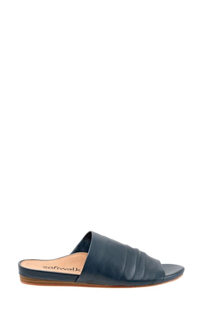 Softwalk Camano Slide Sandal In Navy