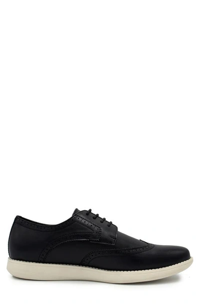 Aston Marc Ardon Wingtip Sneaker In Black