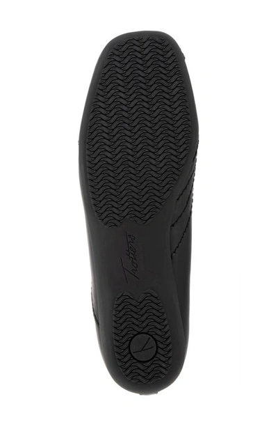 Trotters Sasha Square Toe Flat In Black