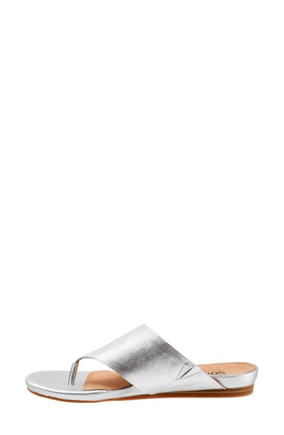 Softwalk Chandler Sandal In Silver